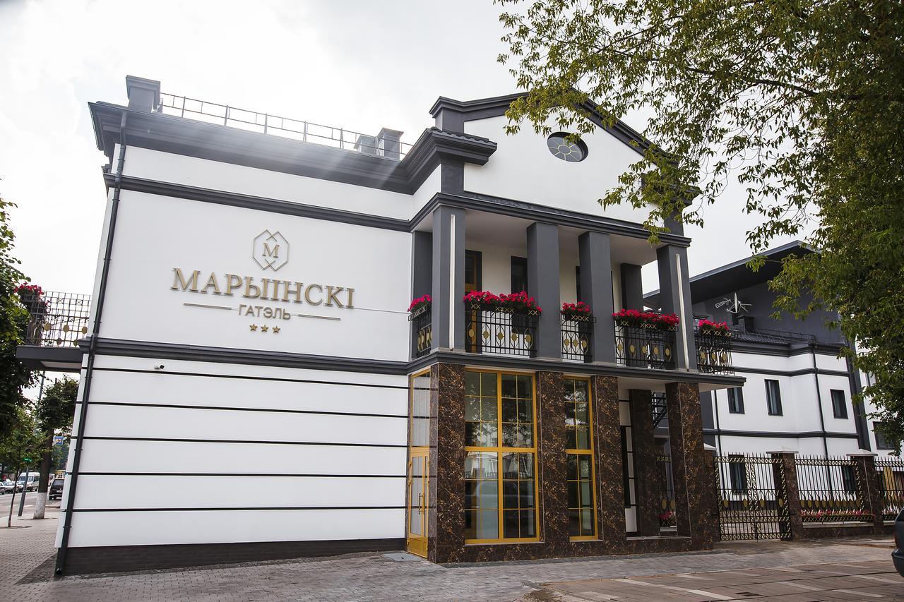 Mariinskiy Hotel Baranavichy Exterior photo